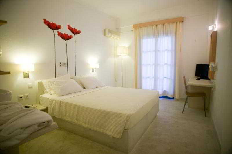 Hotel 28 Kamári Eksteriør billede
